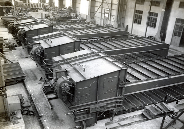 工場組立時のトラベリングスクリーン　1959年