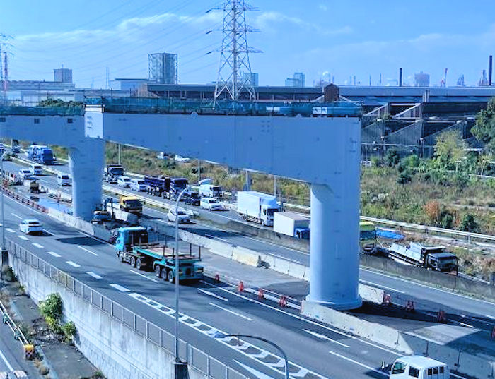 完成した橋脚