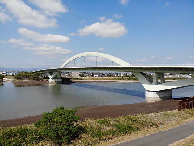 早津江川橋